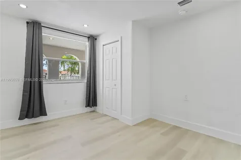 171 W 13th Street Hialeah FL 33010