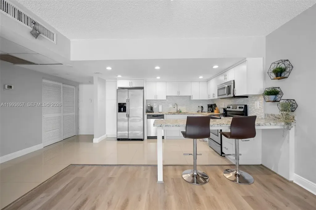 19370 Collins Avenue Sunny Isles Beach FL 33160