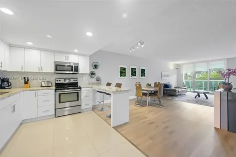 19370 Collins Avenue Sunny Isles Beach FL 33160