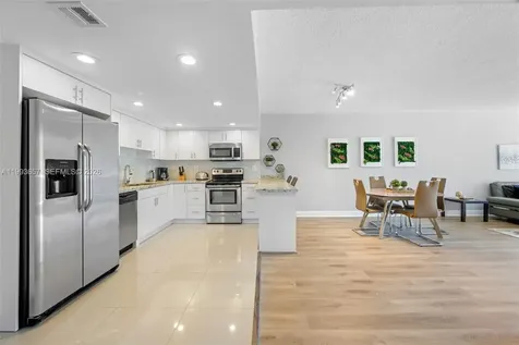 19370 Collins Avenue Sunny Isles Beach FL 33160