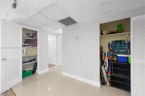 19370 Collins Avenue Sunny Isles Beach FL 33160