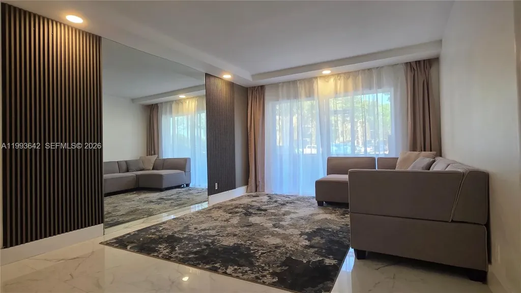 450 NW 20th Street Boca Raton FL 33431