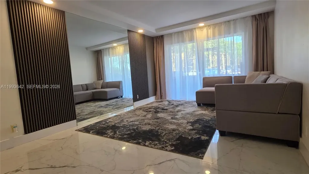 450 NW 20th Street Boca Raton FL 33431