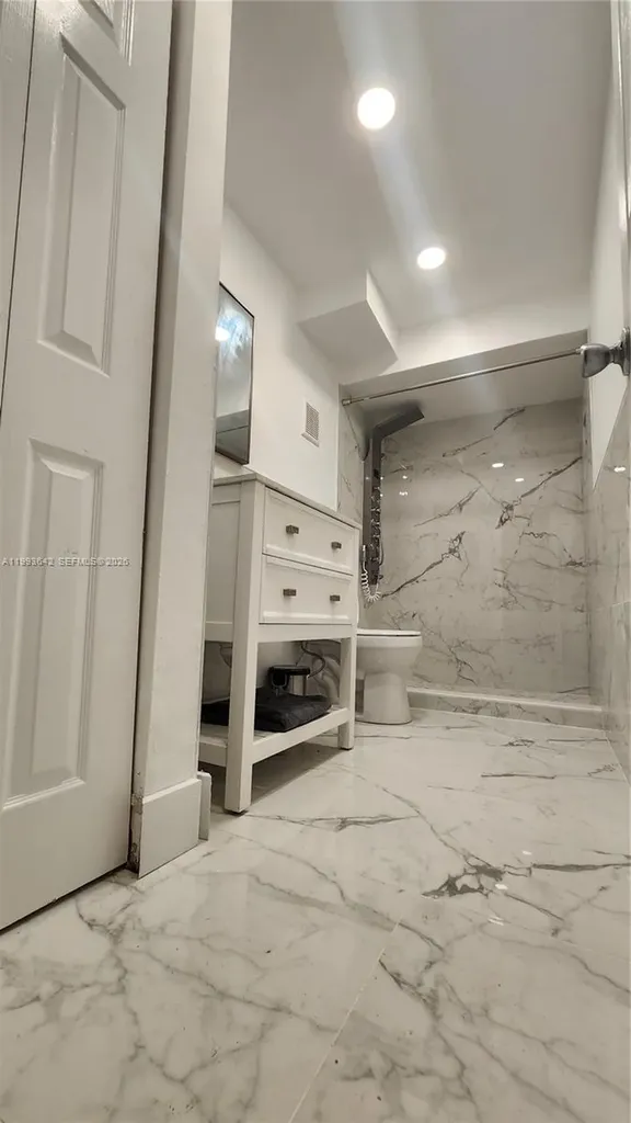 450 NW 20th Street Boca Raton FL 33431