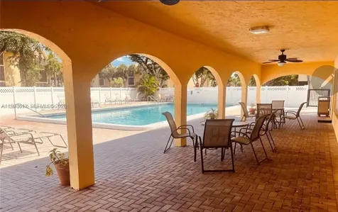 450 NW 20th Street Boca Raton FL 33431