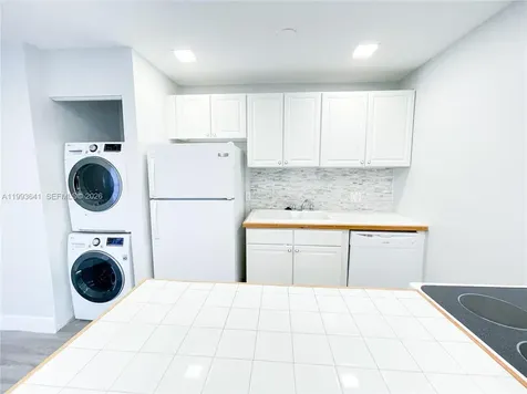 1826 My Place West Palm Beach FL 33417