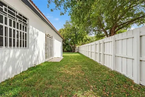 8852 NW 147th Lane Miami Lakes FL 33018