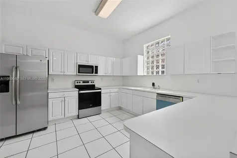 8852 NW 147th Lane Miami Lakes FL 33018