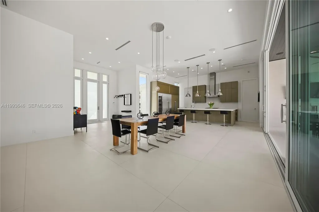2815 NE 26th Place Fort Lauderdale FL 33306