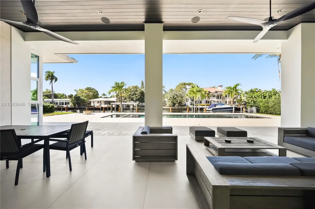 2815 NE 26th Place Fort Lauderdale FL 33306