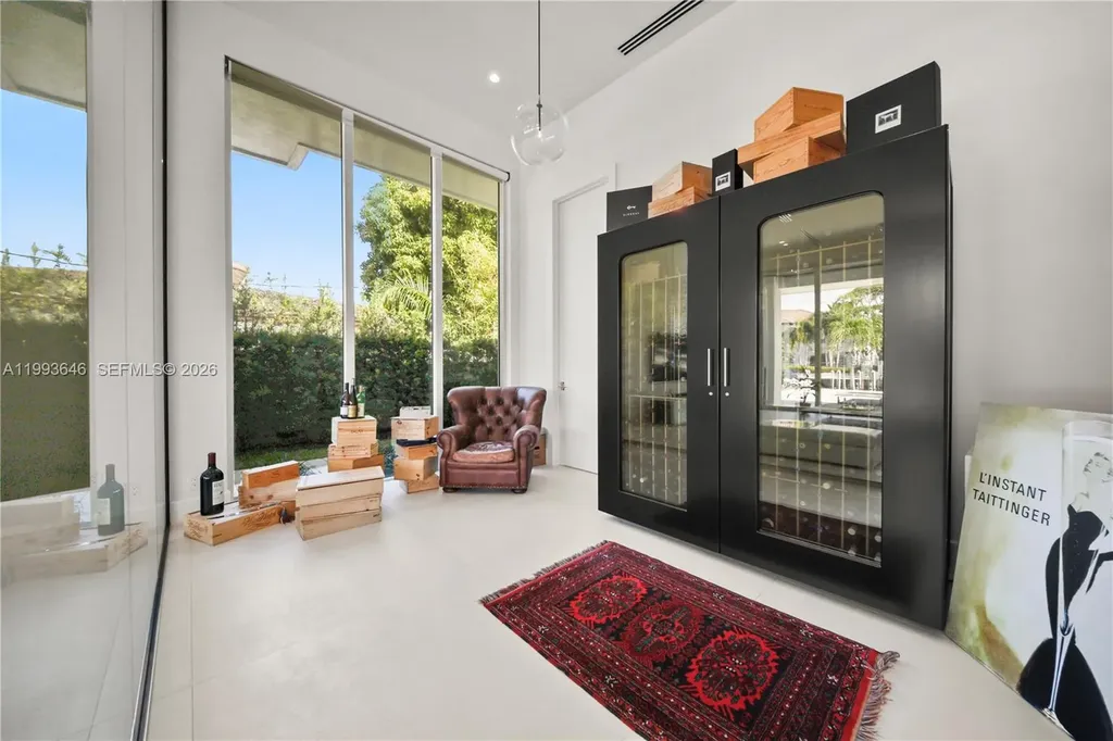 2815 NE 26th Place Fort Lauderdale FL 33306