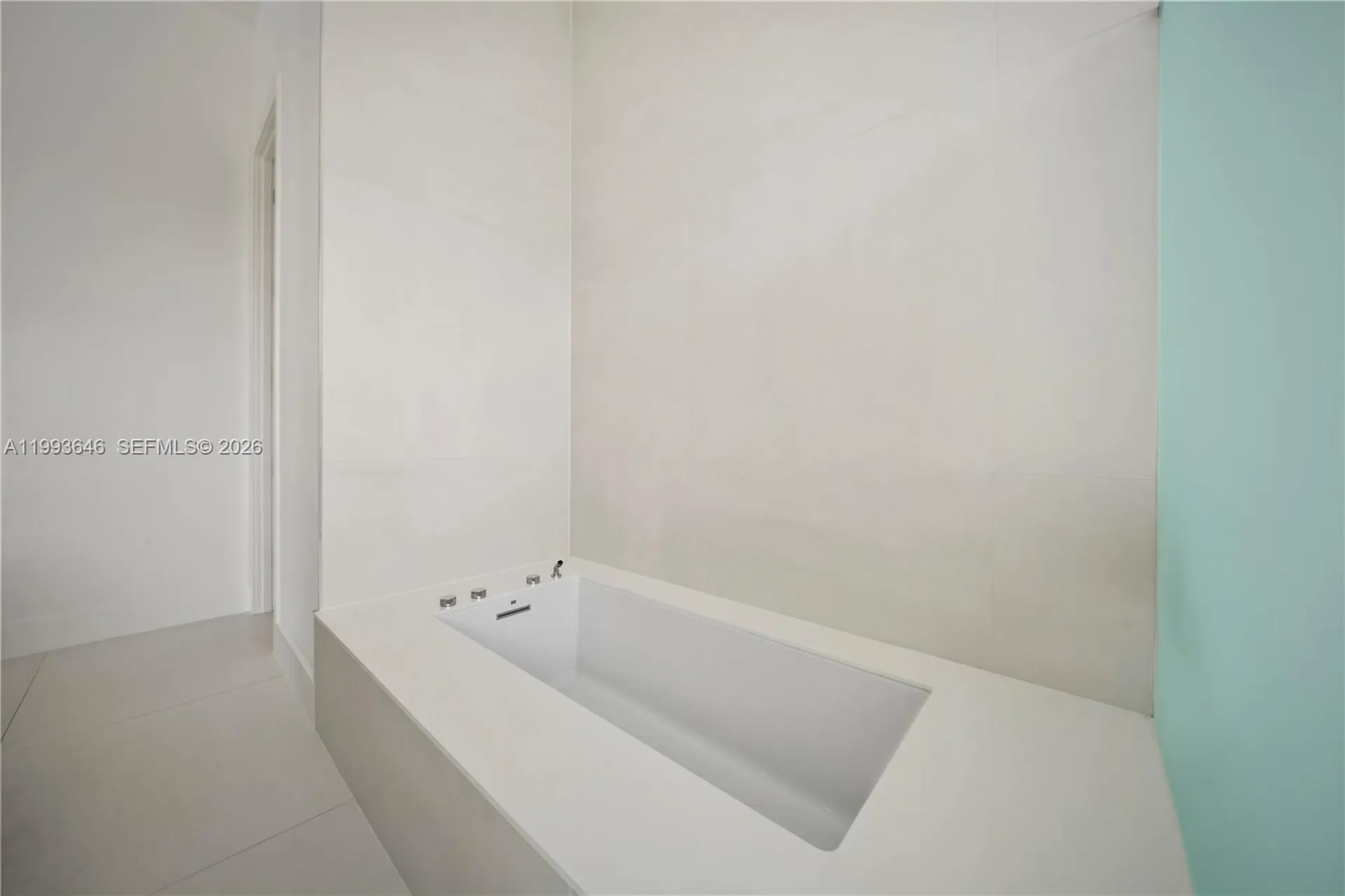 2815 NE 26th Place Fort Lauderdale FL 33306