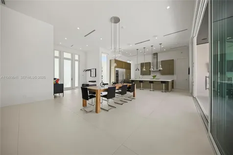 2815 NE 26th Place Fort Lauderdale FL 33306