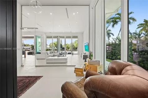 2815 NE 26th Place Fort Lauderdale FL 33306
