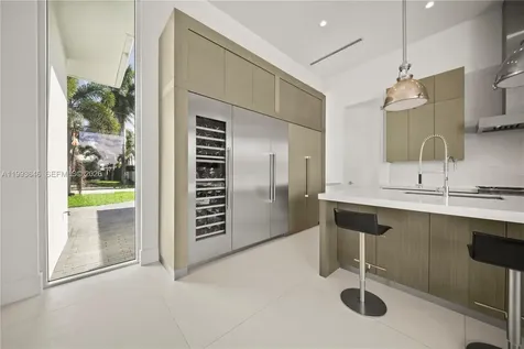 2815 NE 26th Place Fort Lauderdale FL 33306