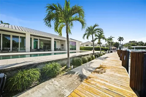 2815 NE 26th Place Fort Lauderdale FL 33306