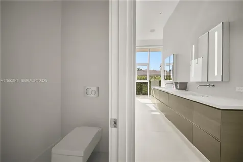 2815 NE 26th Place Fort Lauderdale FL 33306