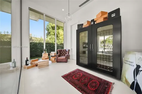 2815 NE 26th Place Fort Lauderdale FL 33306