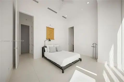 2815 NE 26th Place Fort Lauderdale FL 33306