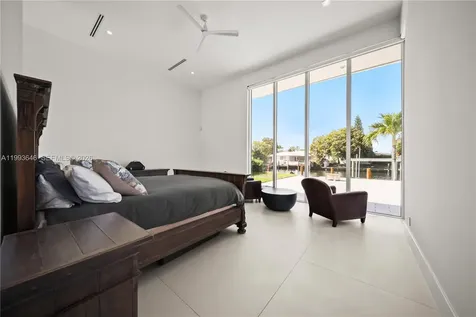 2815 NE 26th Place Fort Lauderdale FL 33306