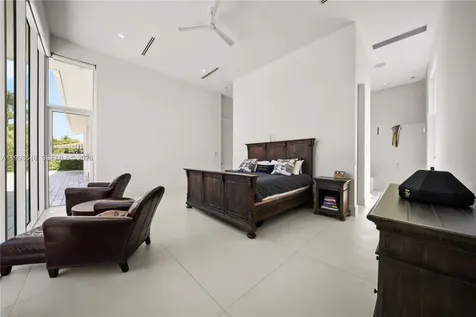 2815 NE 26th Place Fort Lauderdale FL 33306