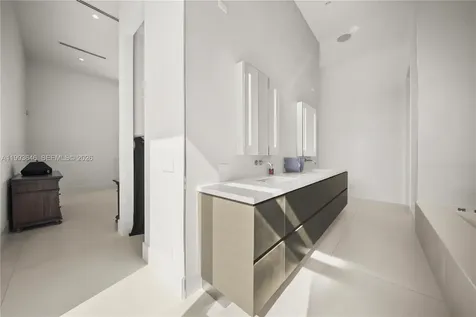 2815 NE 26th Place Fort Lauderdale FL 33306