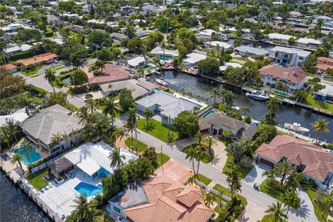 2815 NE 26th Place Fort Lauderdale FL 33306