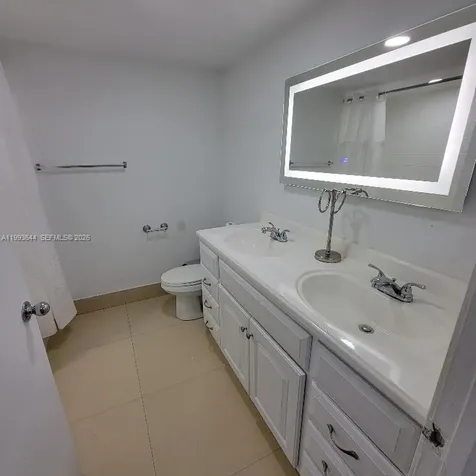 4370 NW 107th Avenue Doral FL 33178