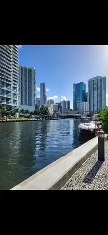690 SW 1 Court Miami FL 33130