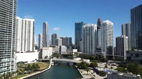 690 SW 1 Court Miami FL 33130