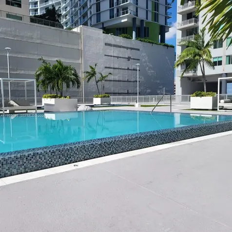 690 SW 1 Court Miami FL 33130