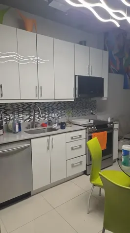 690 SW 1 Court Miami FL 33130