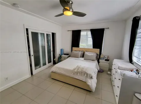 1335 15th Street Miami Beach FL 33139