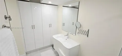 6917 Collins Avenue Miami Beach FL 33141