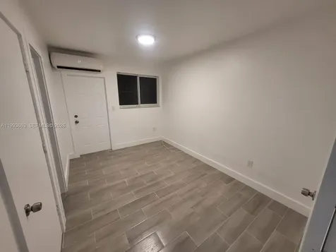 599 NW 33rd Street Miami FL 33127
