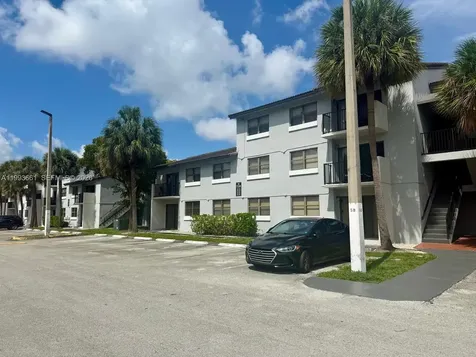 7595 NW 179th Street Hialeah FL 33015