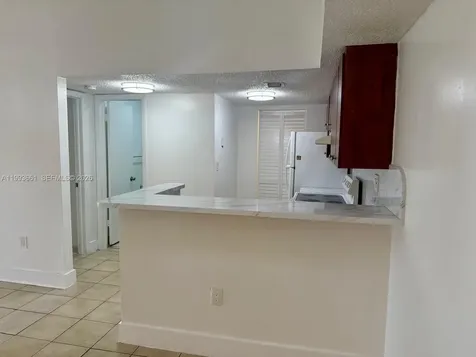 7595 NW 179th Street Hialeah FL 33015