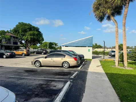 2071 NW 46th Avenue Lauderhill FL 33313