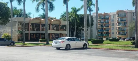 9360 Fontainebleau Boulevard Miami FL 33172