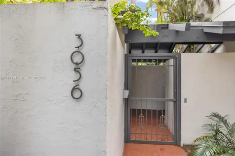 3056 Shipping Avenue Miami FL 33133