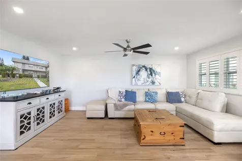 72 Monaco B Delray Beach FL 33446