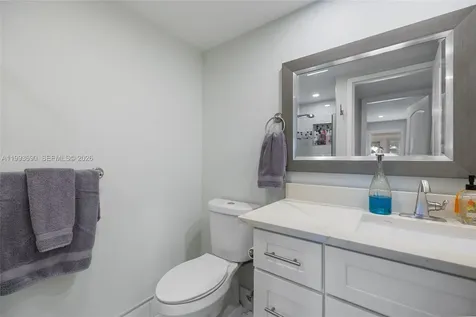 72 Monaco B Delray Beach FL 33446