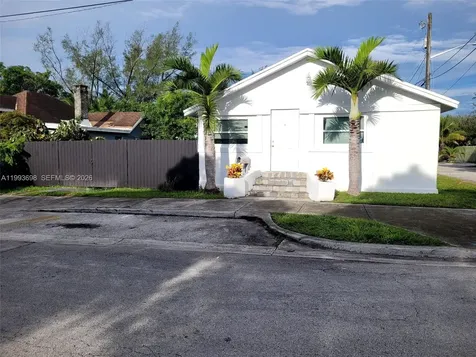 5720 NE Miami Place Miami FL 33137