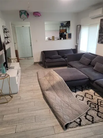 5720 NE Miami Place Miami FL 33137
