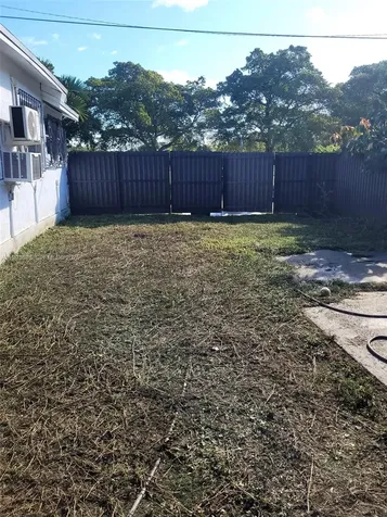 5720 NE Miami Place Miami FL 33137