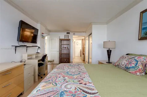 1201 S Ocean Drive Hollywood FL 33019
