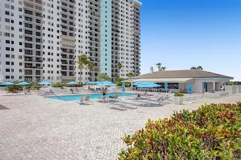 1201 S Ocean Drive Hollywood FL 33019