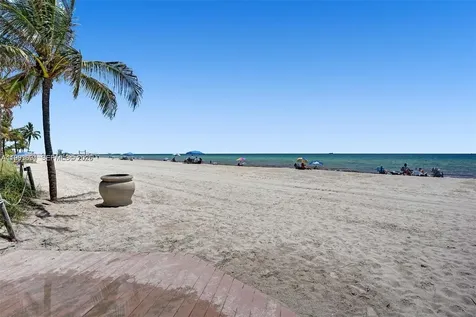 1201 S Ocean Drive Hollywood FL 33019