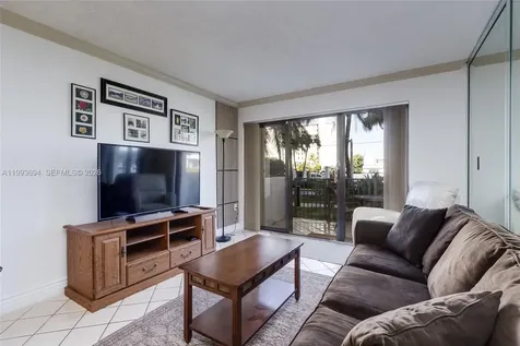 1201 S Ocean Drive Hollywood FL 33019