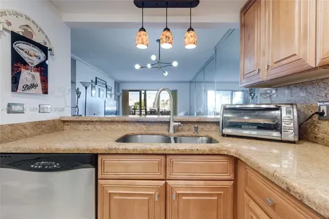 1201 S Ocean Drive Hollywood FL 33019